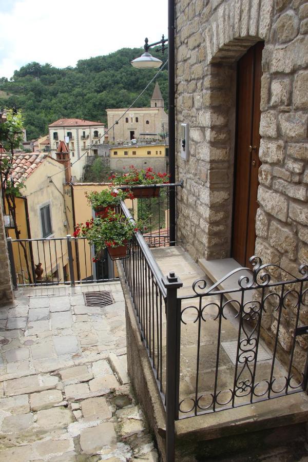 Casa Vacanze Sud E Magia Castelmezzano Luaran gambar